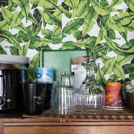 Moolack Shores Inn ニューポート エクステリア 写真