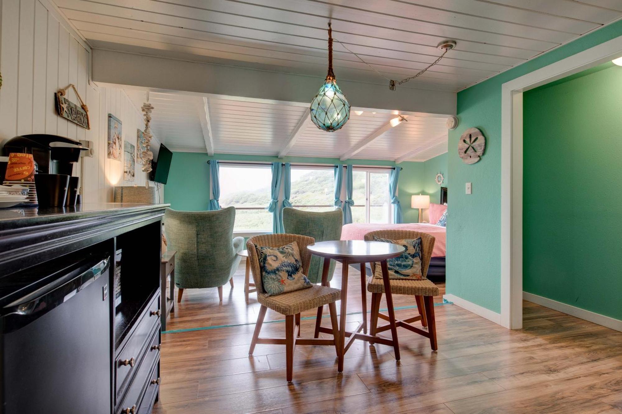 Moolack Shores Inn ニューポート 部屋 写真